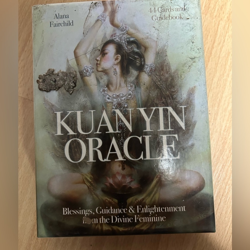 Kuan Yin Oracle Deck